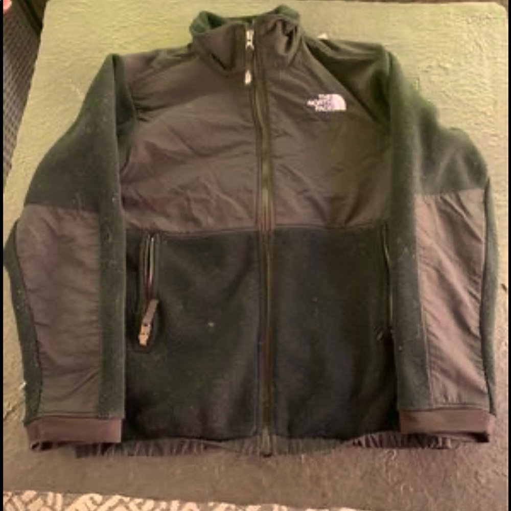 Boys North Face fleece jacket (large)